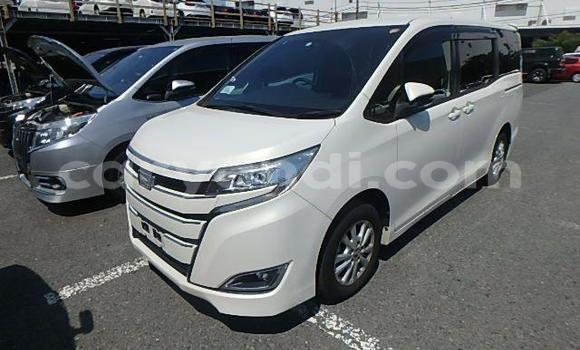 Buy Used Toyota Alphard White Car in Lusaka in Zambia Buy Used Toyota Alphard White Car in Lusaka in Zambia
