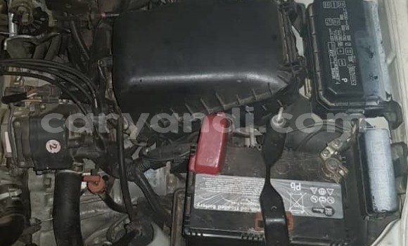 Nunua Ilio tumika Toyota Corolla Nyeupe Gari ndani ya Lusaka nchini Zambia Nunua Ilio tumika Toyota Corolla Nyeupe Gari ndani ya Lusaka nchini Zambia