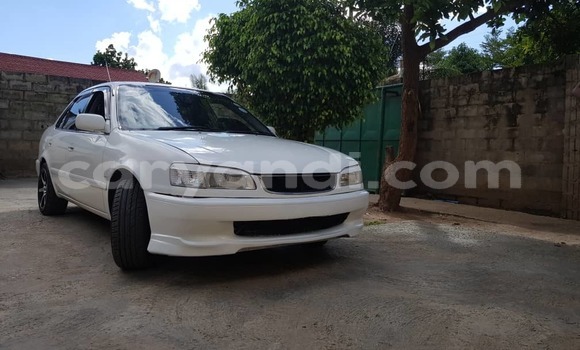 Nunua Ilio tumika Toyota Corolla Nyeupe Gari ndani ya Lusaka nchini Zambia Nunua Ilio tumika Toyota Corolla Nyeupe Gari ndani ya Lusaka nchini Zambia