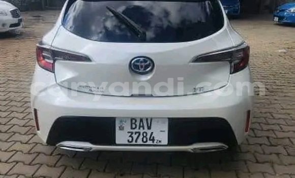 Acheter Occasion Voiture Toyota Corolla Blanc à Kalulushi, Copperbelt Acheter Occasion Voiture Toyota Corolla Blanc à Kalulushi, Copperbelt