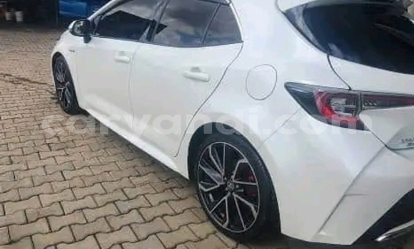 Acheter Occasion Voiture Toyota Corolla Blanc à Kalulushi, Copperbelt Acheter Occasion Voiture Toyota Corolla Blanc à Kalulushi, Copperbelt