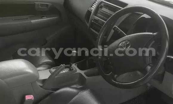 Acheter Occasion Voiture Toyota Hilux Blanc à Livingstone, Zambie Acheter Occasion Voiture Toyota Hilux Blanc à Livingstone, Zambie