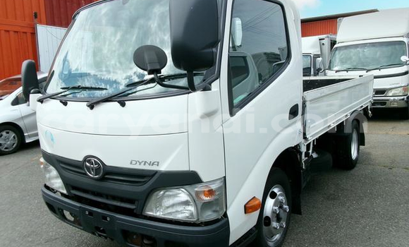 Nunua Ilio tumika Toyota Dyna Nyeupe Gari ndani ya Chilanga nchini Lusaka