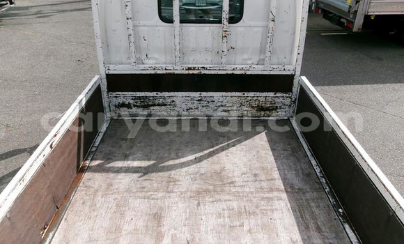 Acheter Occasion Voiture Toyota Dyna Blanc à Chilanga, Lusaka Acheter Occasion Voiture Toyota Dyna Blanc à Chilanga, Lusaka