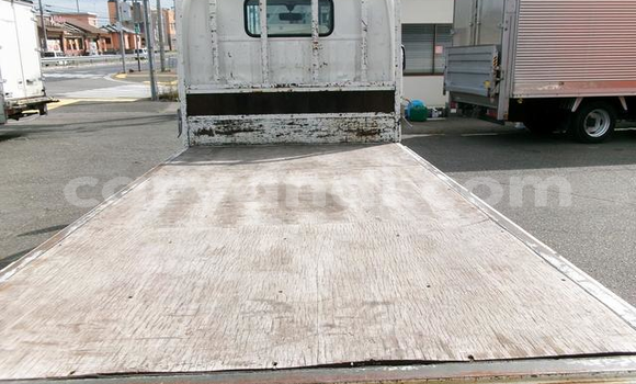 Acheter Occasion Voiture Toyota Dyna Blanc à Chilanga, Lusaka Acheter Occasion Voiture Toyota Dyna Blanc à Chilanga, Lusaka