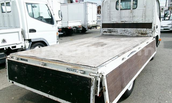 Acheter Occasion Voiture Toyota Dyna Blanc à Chilanga, Lusaka Acheter Occasion Voiture Toyota Dyna Blanc à Chilanga, Lusaka