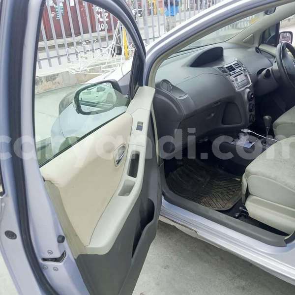 Big with watermark toyota vitz zambia lusaka 29283