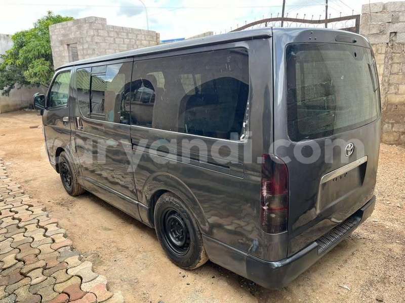 Big with watermark toyota hiace southern choma 29300