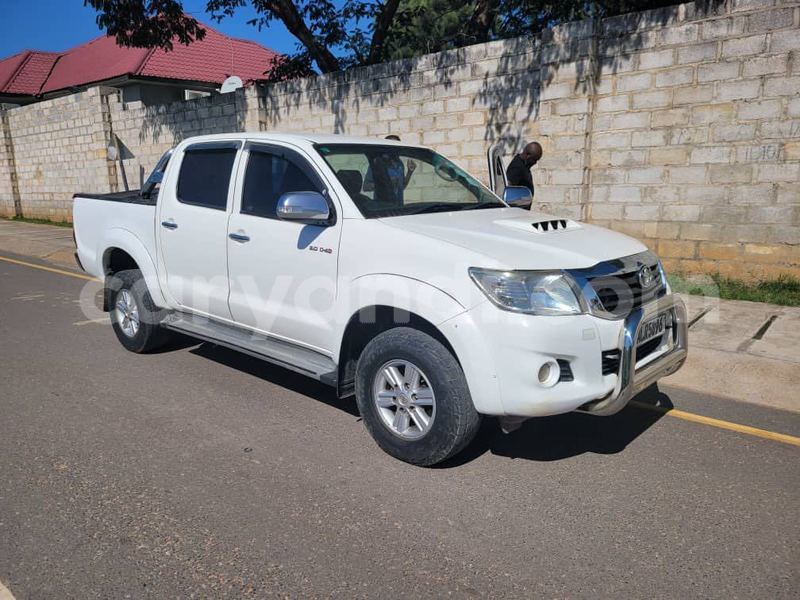 Big with watermark toyota hilux northern isoka 29312