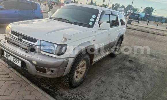Acheter Occasion Voiture Toyota Surf Blanc à Lusaka, Zambie