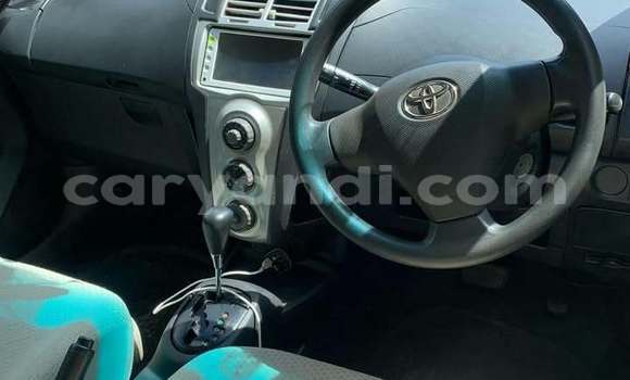 Acheter Occasion Voiture Toyota Vitz Bleu à Lusaka, Zambie Acheter Occasion Voiture Toyota Vitz Bleu à Lusaka, Zambie
