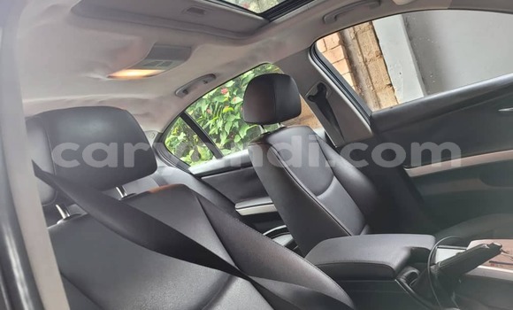 Acheter Occasion Voiture BMW 3–Series Noir à Import - Dubai, Zambie Acheter Occasion Voiture BMW 3–Series Noir à Import - Dubai, Zambie