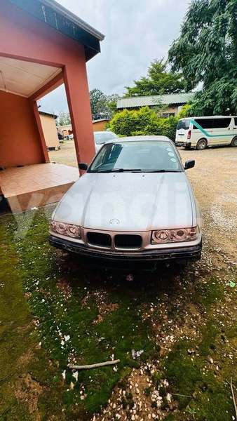 Big with watermark bmw 02 e10 zambia import dubai 29333