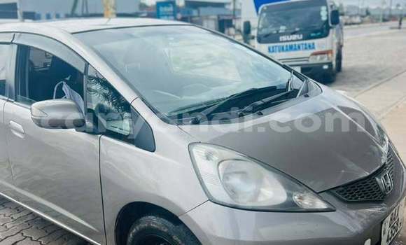 Nunua Ilio tumika Honda FIT Nyingine Gari ndani ya Lusaka nchini Zambia Nunua Ilio tumika Honda FIT Nyingine Gari ndani ya Lusaka nchini Zambia