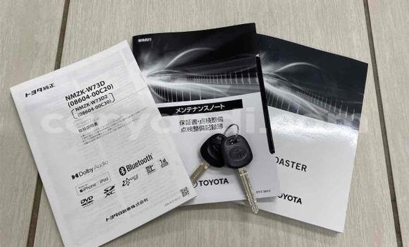 Acheter Occasion Voiture Toyota Coaster Gris à Lusaka, Zambie Acheter Occasion Voiture Toyota Coaster Gris à Lusaka, Zambie