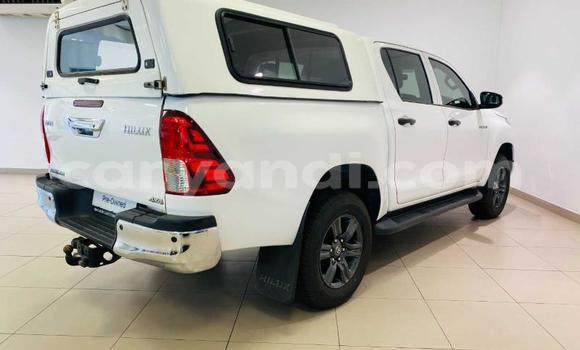 Buy Used Toyota Hilux White Car in Lusaka in Zambia Buy Used Toyota Hilux White Car in Lusaka in Zambia