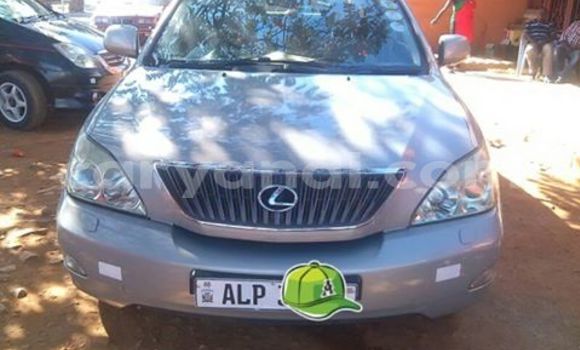 Nunua Ilio tumika Toyota 4Runner Fedha Gari ndani ya Chingola nchini Zambia Nunua Ilio tumika Toyota 4Runner Fedha Gari ndani ya Chingola nchini Zambia