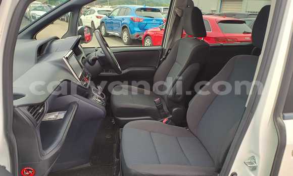 Tenga Tsaru Toyota Voxy Chena Mota in Kitwe in Zambia Tenga Tsaru Toyota Voxy Chena Mota in Kitwe in Zambia