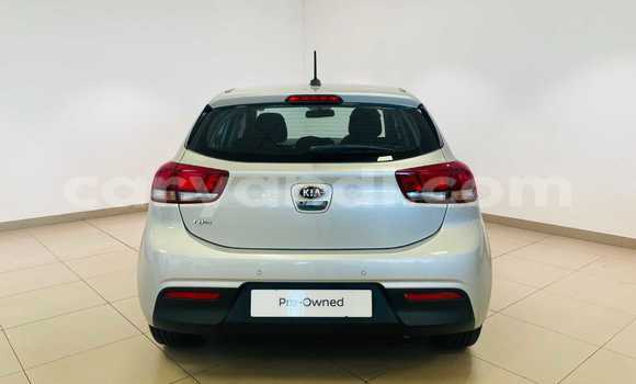 Acheter Occasion Voiture Kia Rio Blanc à Lusaka, Zambie Acheter Occasion Voiture Kia Rio Blanc à Lusaka, Zambie