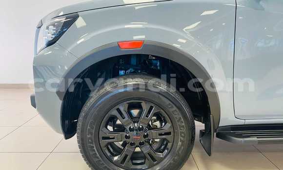 Acheter Occasion Voiture Nissan Navara Gris à Lusaka, Zambie Acheter Occasion Voiture Nissan Navara Gris à Lusaka, Zambie