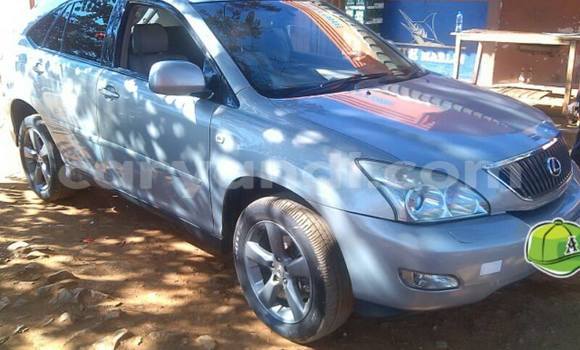 Nunua Ilio tumika Toyota 4Runner Fedha Gari ndani ya Chingola nchini Zambia Nunua Ilio tumika Toyota 4Runner Fedha Gari ndani ya Chingola nchini Zambia