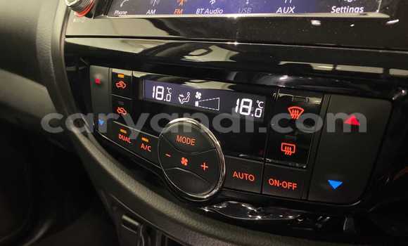 Acheter Occasion Voiture Nissan Navara Gris à Lusaka, Zambie Acheter Occasion Voiture Nissan Navara Gris à Lusaka, Zambie