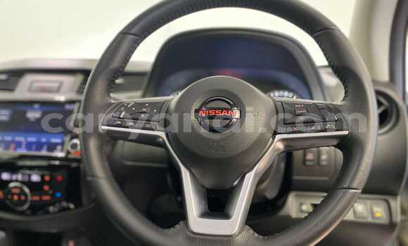 Acheter Occasion Voiture Nissan Navara Gris à Lusaka, Zambie Acheter Occasion Voiture Nissan Navara Gris à Lusaka, Zambie