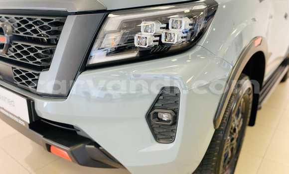 Acheter Occasion Voiture Nissan Navara Gris à Lusaka, Zambie Acheter Occasion Voiture Nissan Navara Gris à Lusaka, Zambie