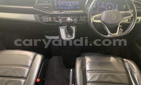 Nunua Ilio tumika Volkswagen Caravelle Nyeupe Gari ndani ya Lusaka nchini Zambia Nunua Ilio tumika Volkswagen Caravelle Nyeupe Gari ndani ya Lusaka nchini Zambia