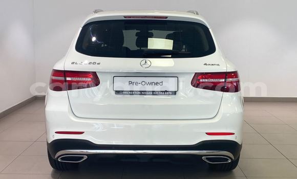 Acheter Occasion Voiture Mercedes‒Benz GLC Blanc à Lusaka, Zambie Acheter Occasion Voiture Mercedes‒Benz GLC Blanc à Lusaka, Zambie