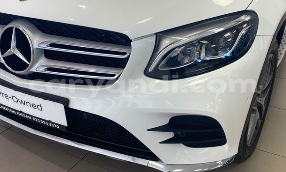 Acheter Occasion Voiture Mercedes‒Benz GLC Blanc à Lusaka, Zambie Acheter Occasion Voiture Mercedes‒Benz GLC Blanc à Lusaka, Zambie