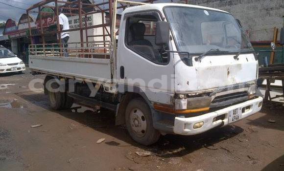 Buy Used Toyota T100 White Car in Chipata in Zambia