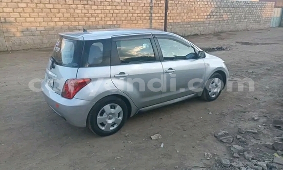 Acheter Occasion Voiture Toyota IST Autre à Lusaka, Zambie