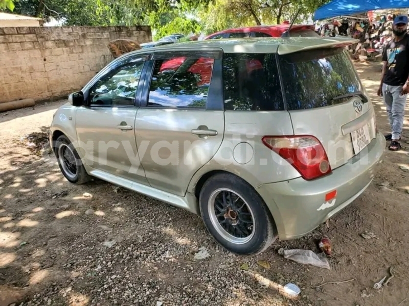 Big with watermark toyota ist zambia lusaka 29453