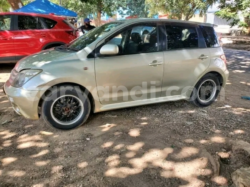 Big with watermark toyota ist zambia lusaka 29453