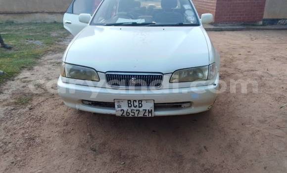 Acheter Occasion Voiture Toyota Sprinter Blanc à Lusaka, Zambie