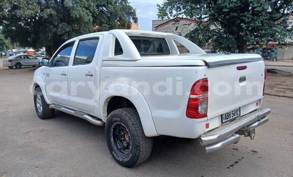 Buy Used Toyota Hilux White Car in Lusaka in Zambia Buy Used Toyota Hilux White Car in Lusaka in Zambia