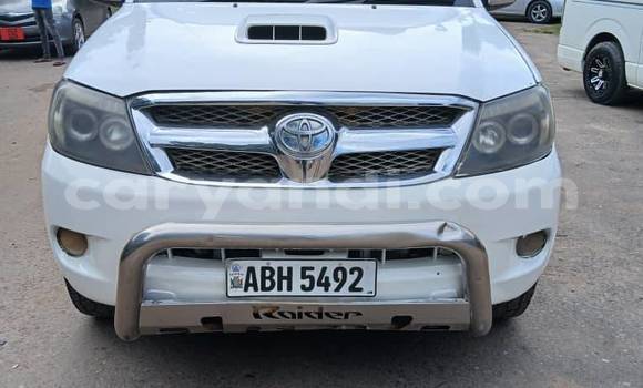 Buy Used Toyota Hilux White Car in Lusaka in Zambia Buy Used Toyota Hilux White Car in Lusaka in Zambia