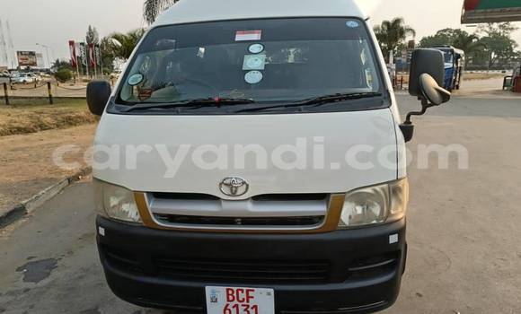 Acheter Occasion Voiture Toyota Hiace Blanc à Lusaka, Zambie