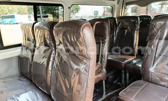 Buy Used Toyota Hiace White Car in Lusaka in Zambia Buy Used Toyota Hiace White Car in Lusaka in Zambia