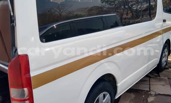 Buy Used Toyota Hiace White Car in Lusaka in Zambia Buy Used Toyota Hiace White Car in Lusaka in Zambia