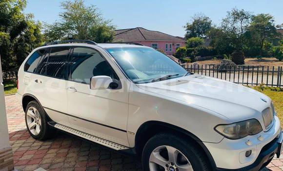 Buy Used BMW X5 White Car in Lusaka in Zambia