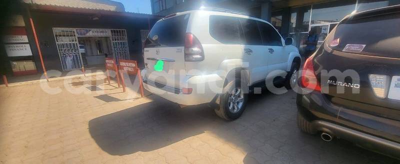 Big with watermark toyota prado zambia lusaka 29513