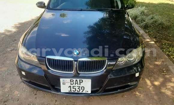 Acheter Occasion Voiture BMW 3200 Noir à Lusaka, Zambie