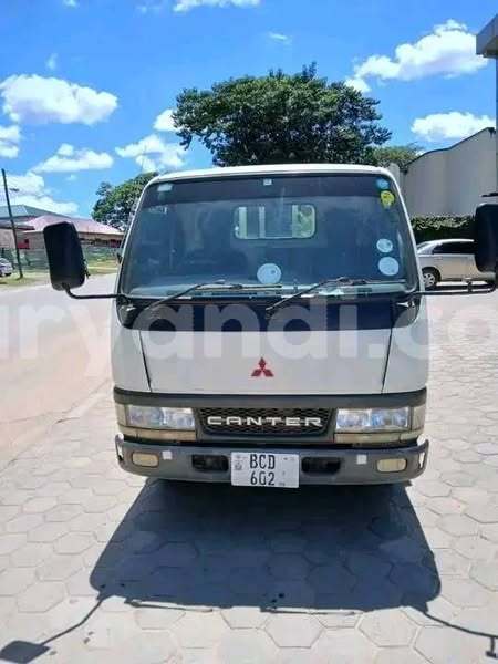 Big with watermark mitsubishi carisma zambia lusaka 29554