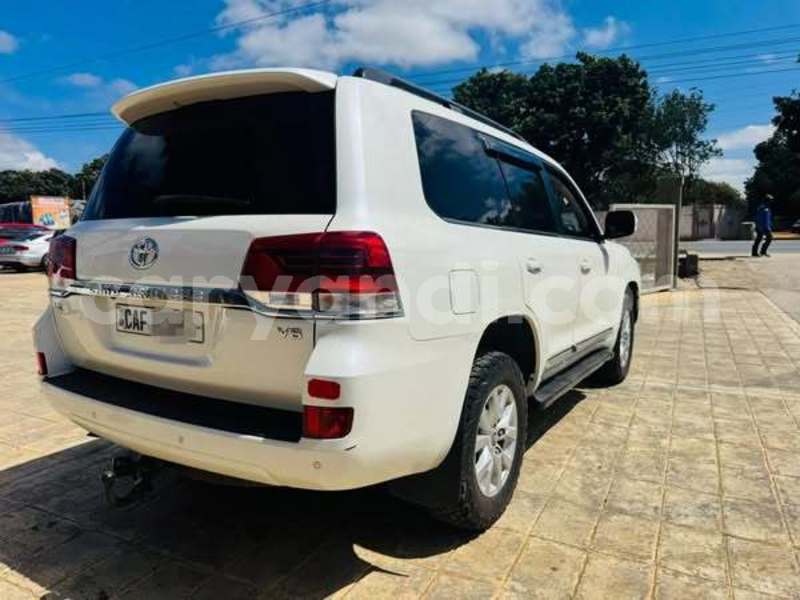 Big with watermark toyota land cruiser zambia lusaka 29555