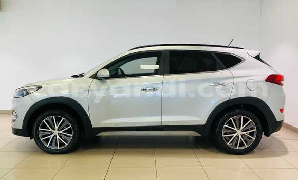 Buy Used Hyundai Tucson Silver Car in Lusaka in Zambia Buy Used Hyundai Tucson Silver Car in Lusaka in Zambia