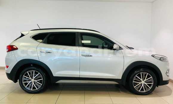 Buy Used Hyundai Tucson Silver Car in Lusaka in Zambia Buy Used Hyundai Tucson Silver Car in Lusaka in Zambia
