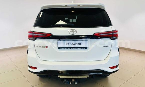 Buy Used Toyota Fortuner White Car in Lusaka in Zambia Buy Used Toyota Fortuner White Car in Lusaka in Zambia