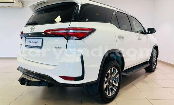 Buy Used Toyota Fortuner White Car in Lusaka in Zambia Buy Used Toyota Fortuner White Car in Lusaka in Zambia